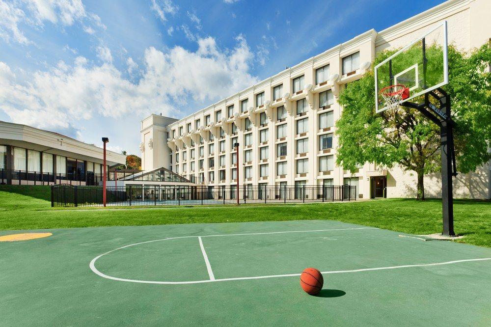 Fairfield Inn & Suites Springfield Енфілд Екстер'єр фото