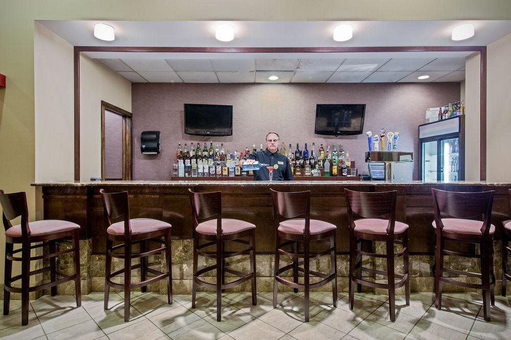 Fairfield Inn & Suites Springfield Енфілд Екстер'єр фото
