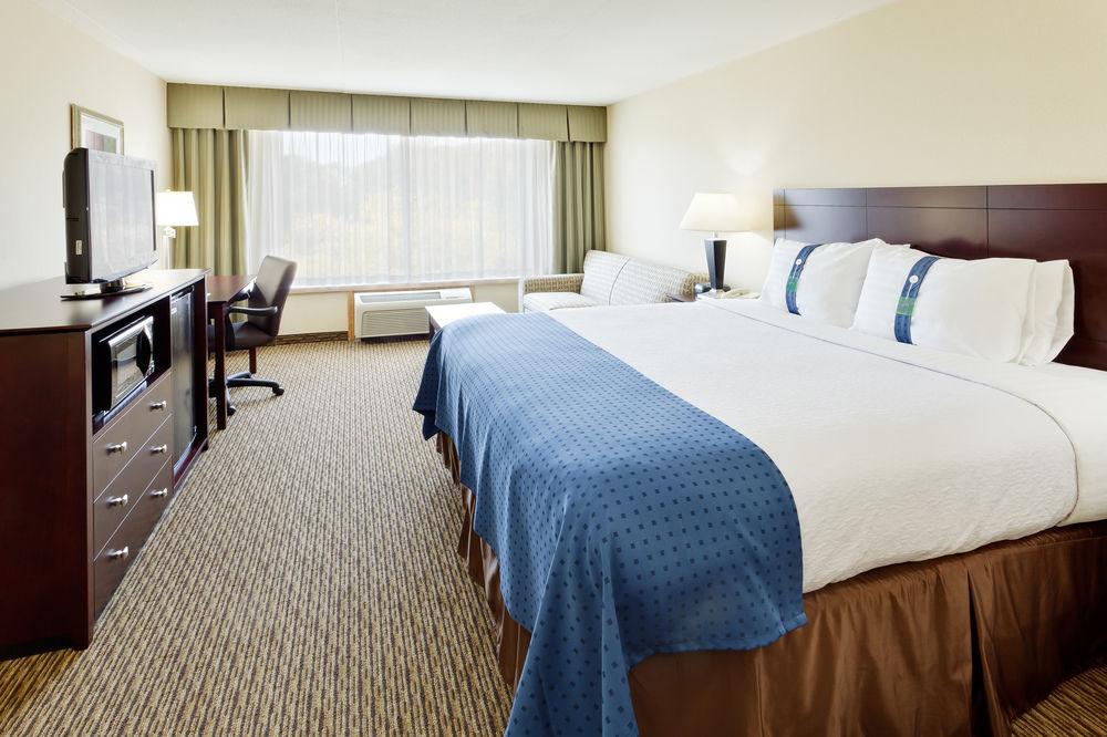 Fairfield Inn & Suites Springfield Енфілд Екстер'єр фото