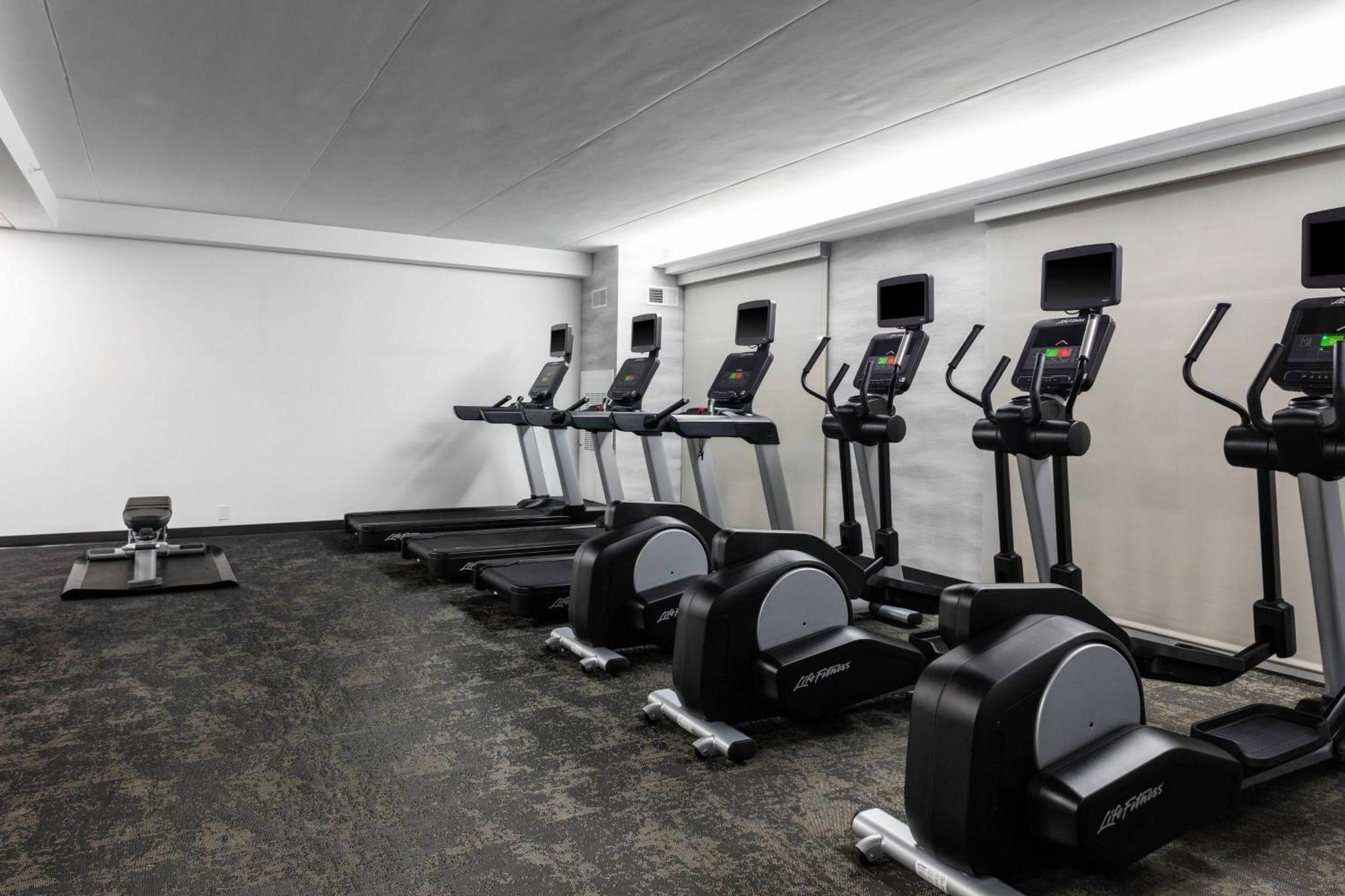 Fairfield Inn & Suites Springfield Енфілд Екстер'єр фото