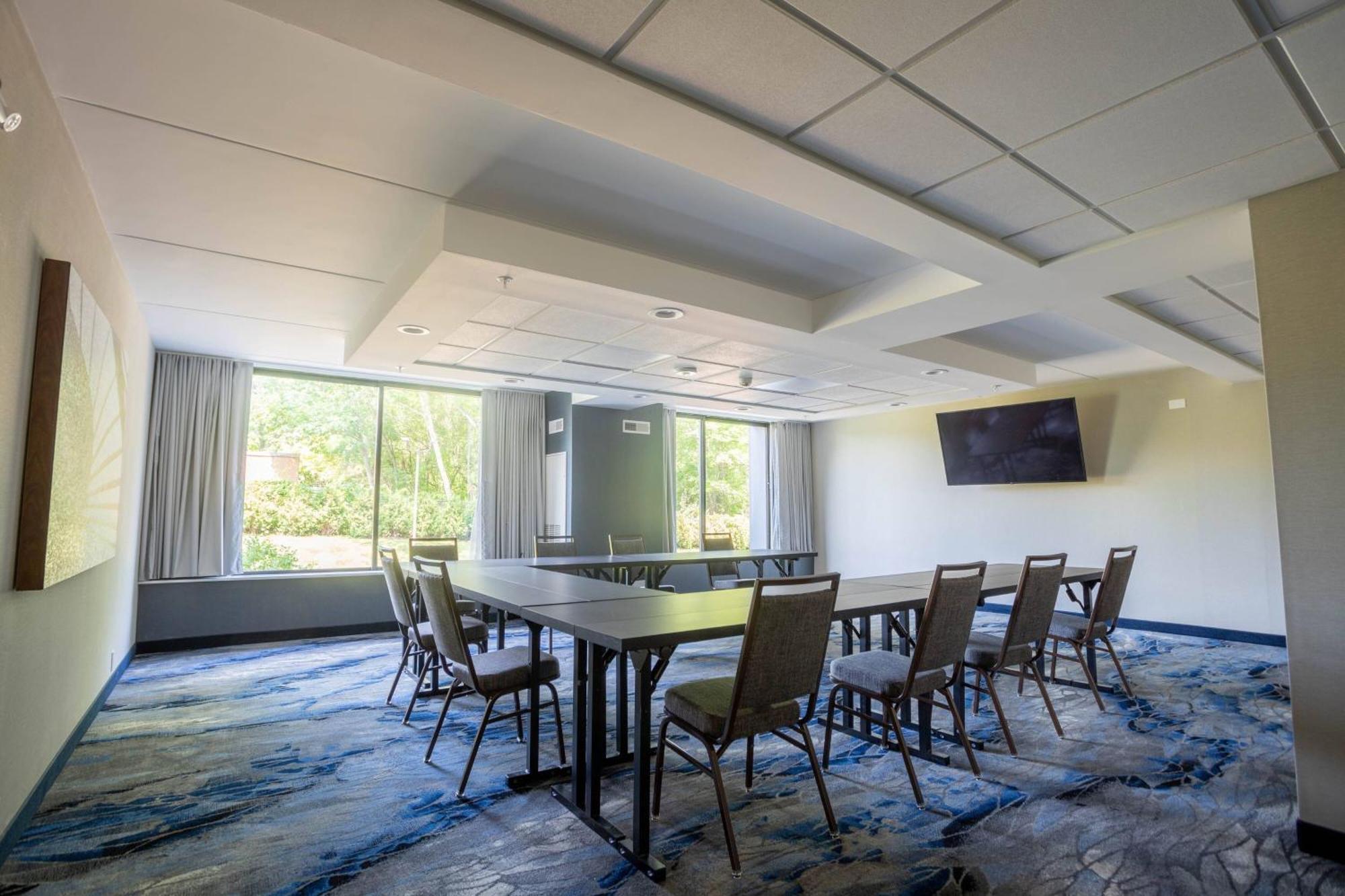 Fairfield Inn & Suites Springfield Енфілд Екстер'єр фото